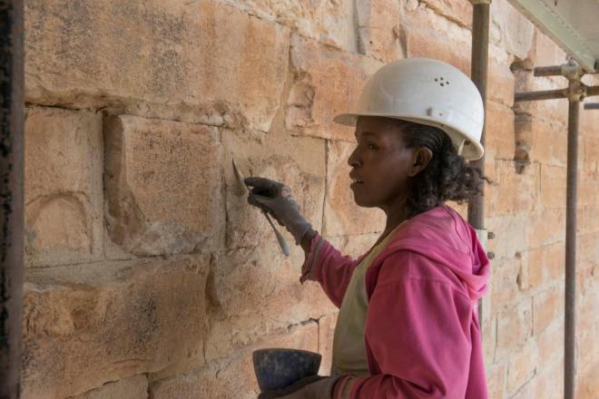 Rissschließung und Konsolidierung des Mauerwerks
